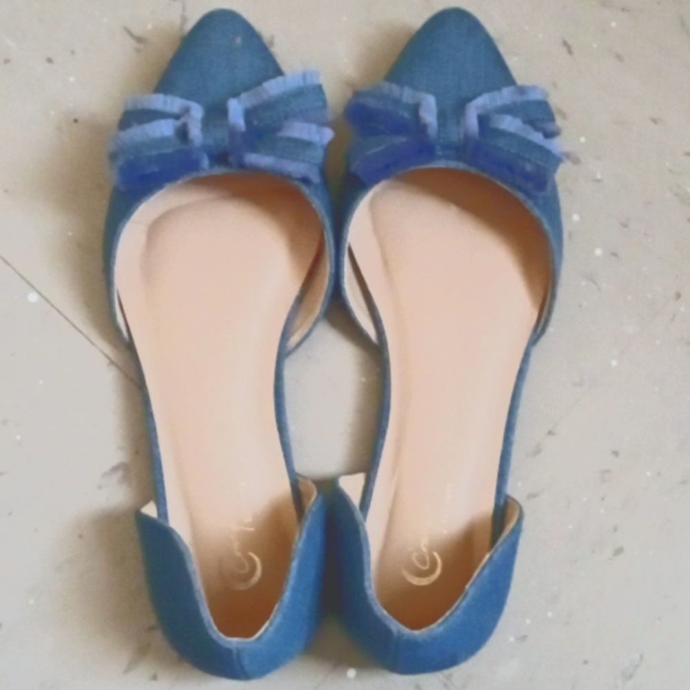 9 blue